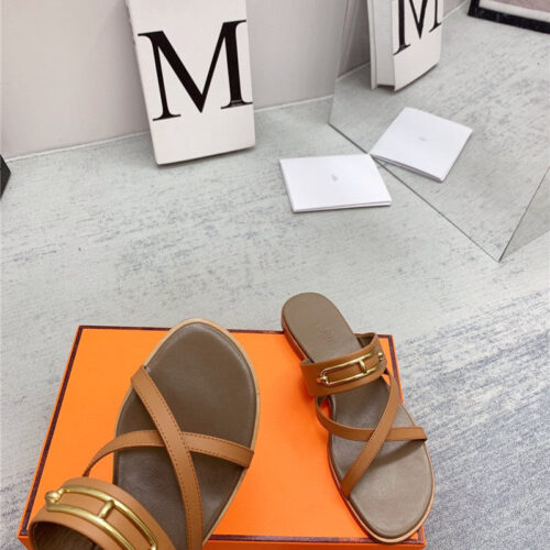 High Quality Luxury Hermes Flat Slippers – Style 74979 product detail