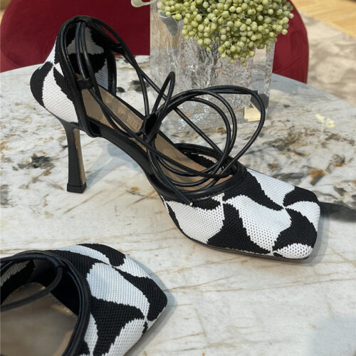 High Quality Luxury Bottega Veneta Square-Toe Heeled Sandals – Style 53350 product detail
