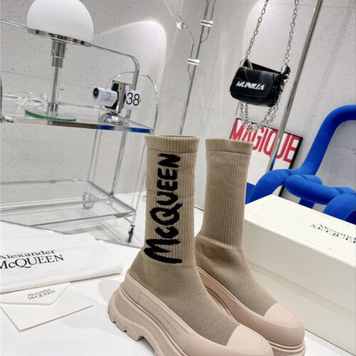 High Quality Luxury Alexander McQueen Graffiti Knit Sock Boots