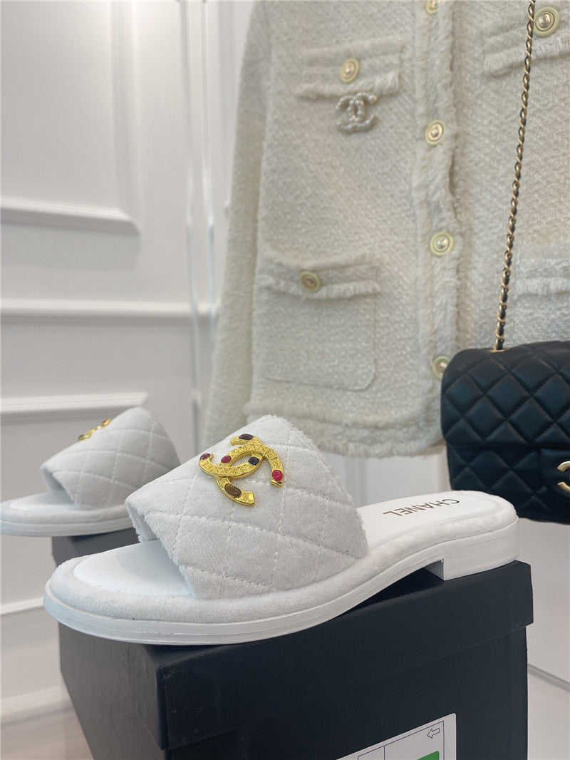 High Quality Luxury Chanel Embroidered Logo Slippers – Style 70534 product detail
