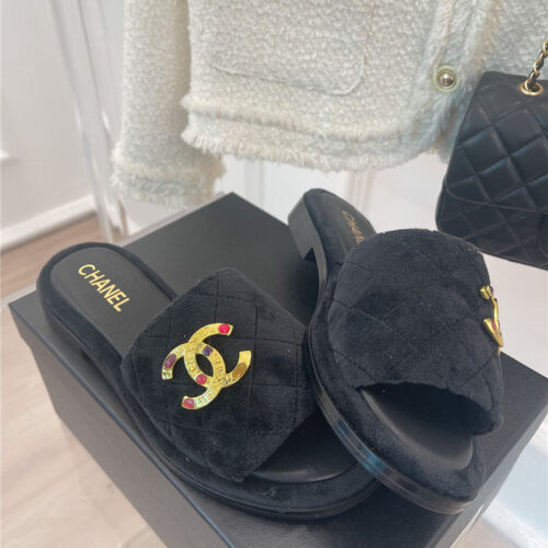 High Quality Luxury Chanel Embroidered Logo Slippers – Style 04998