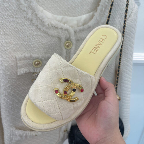 High Quality Luxury Chanel Embroidered Logo Slippers – Style 39462 product detail