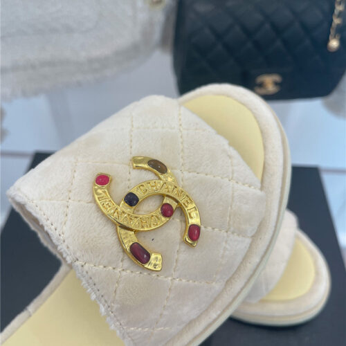 High Quality Luxury Chanel Embroidered Logo Slippers – Style 39462 product detail