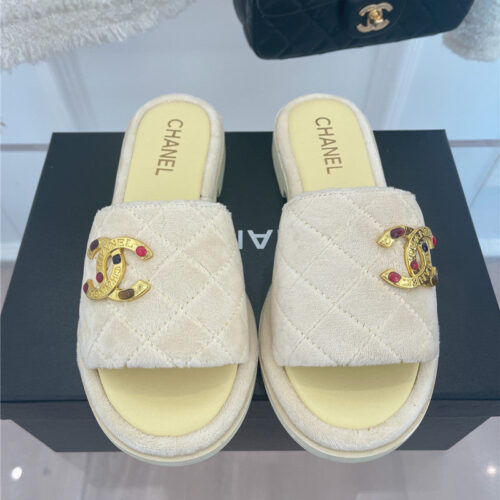 High Quality Luxury Chanel Embroidered Logo Slippers – Style 39462 product detail
