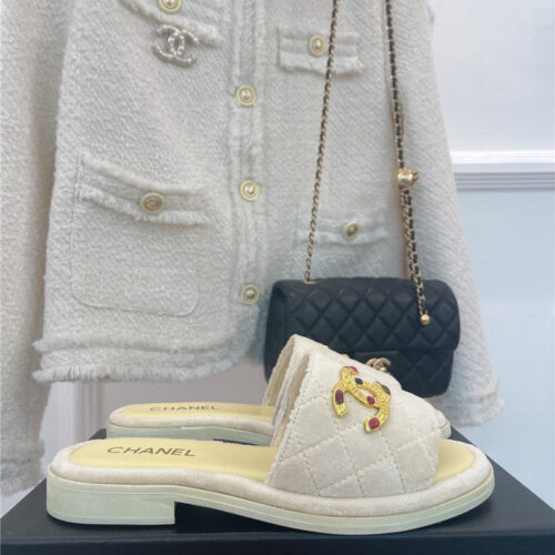 High Quality Luxury Chanel Embroidered Logo Slippers – Style 39462 product detail