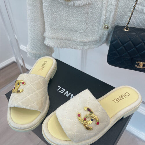 High Quality Luxury Chanel Embroidered Logo Slippers – Style 39462