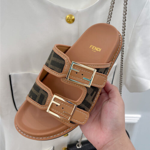 High Quality Luxury Fendi FF Logo Plaque Sandals product detail