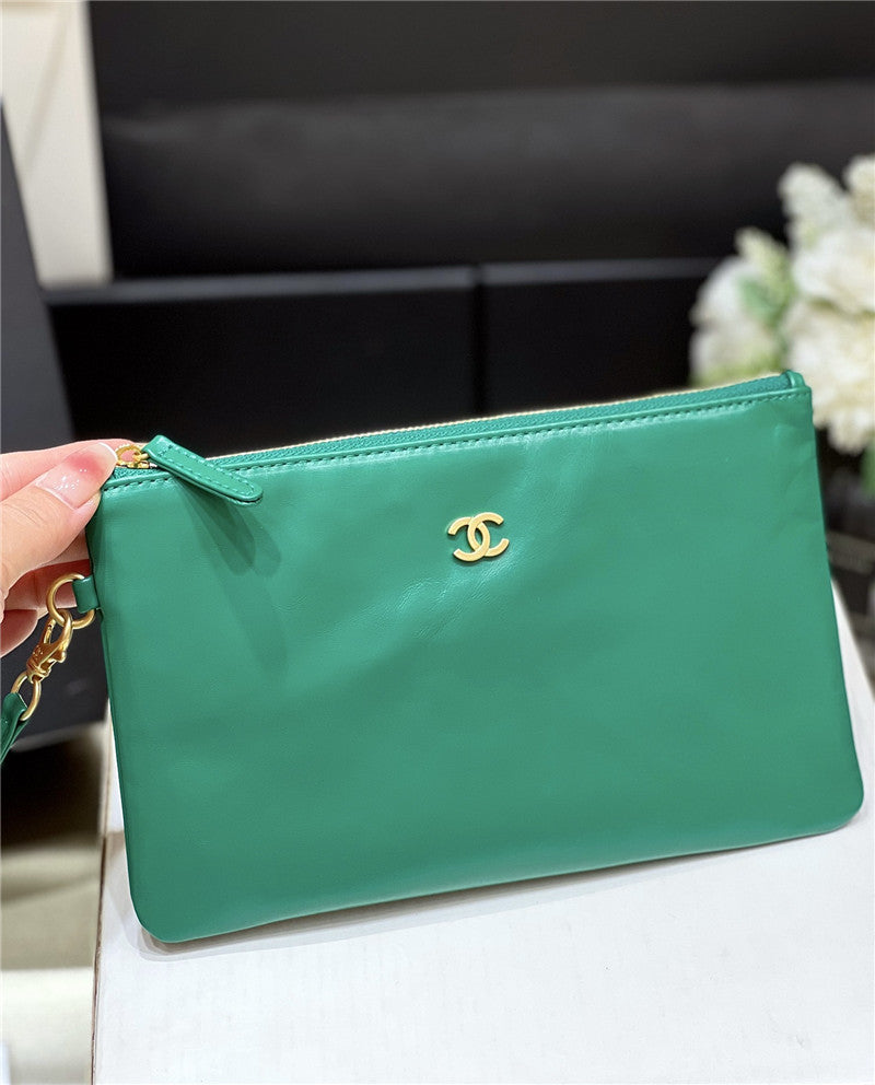 High Quality Luxury Chanel 22 Handbag Small Green product detail