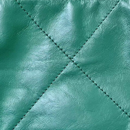 High Quality Luxury Chanel 22 Handbag Small Green product detail