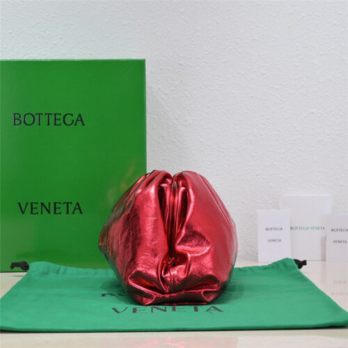 High Quality Luxury Bottega Veneta The Pouch Bag – Style 30141 product detail