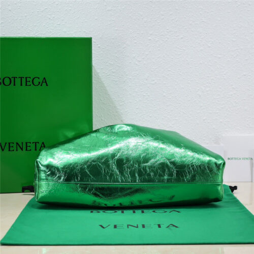 High Quality Luxury Bottega Veneta The Pouch Bag Green product detail