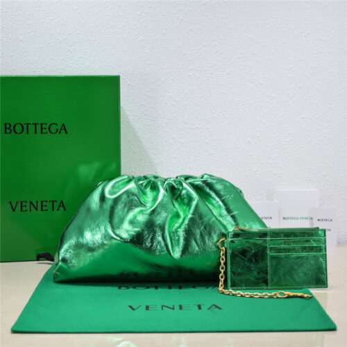High Quality Luxury Bottega Veneta The Pouch Bag Green