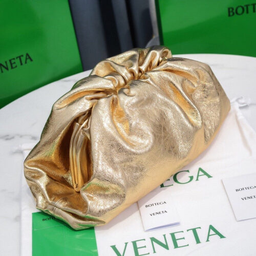 High Quality Luxury Bottega Veneta The Pouch Bag Gold product detail
