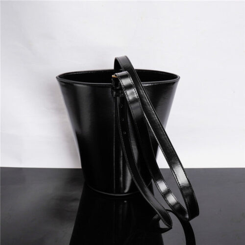High Quality Luxury Celine Triomphe Bucket Bag alternate view