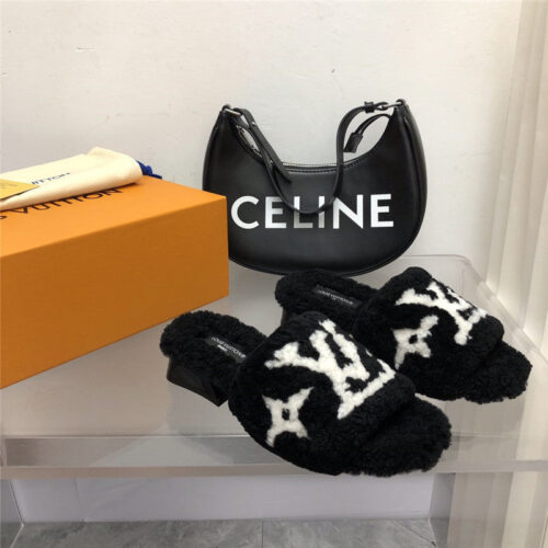 High Quality Luxury Louis Vuitton Teddy Fluffy Slippers alternate view