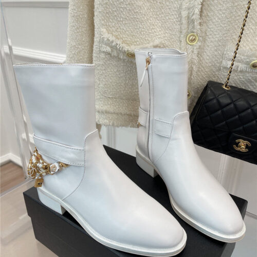 High Quality Luxury Chanel Classic Jewel Chain Ankle Boots – Style 42566 alternate view