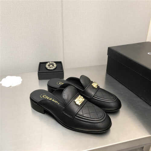 High Quality Luxury Chanel Leather Slippers Womens – Style 80550