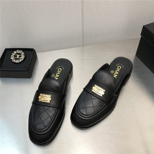 High Quality Luxury Chanel Leather Slippers Womens – Style 80550 product detail