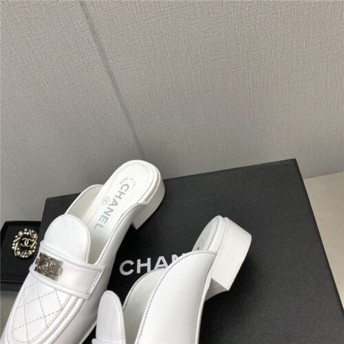 High Quality Luxury Chanel Leather Slippers Womens – Style 83942 product detail