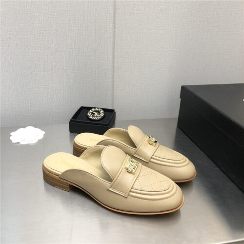 High Quality Luxury Chanel Leather Slippers Womens
