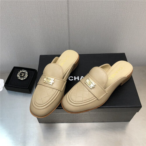 High Quality Luxury Chanel Leather Slippers Womens product detail