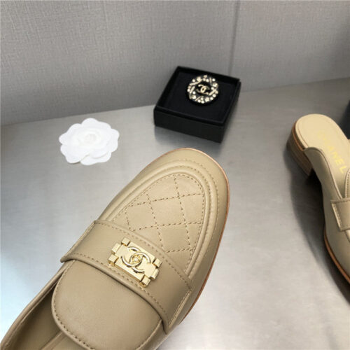 High Quality Luxury Chanel Leather Slippers Womens product detail