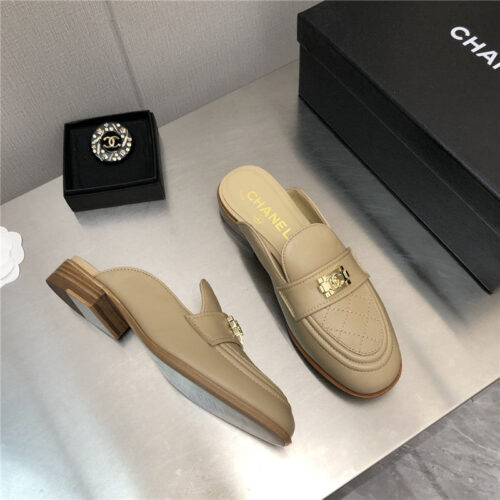 High Quality Luxury Chanel Leather Slippers Womens product detail