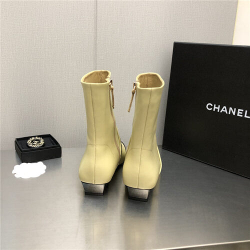 High Quality Luxury Chanel Pointed Toe Boots – Style 02694 product detail