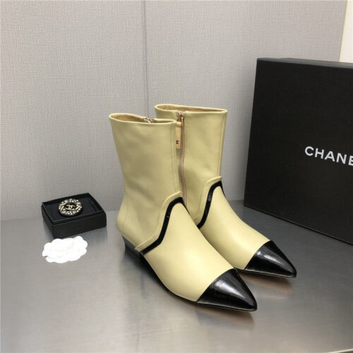 High Quality Luxury Chanel Pointed Toe Boots – Style 02694