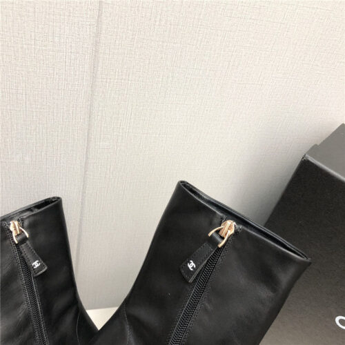 High Quality Luxury Chanel Pointed Toe Boots – Style 73318 product detail