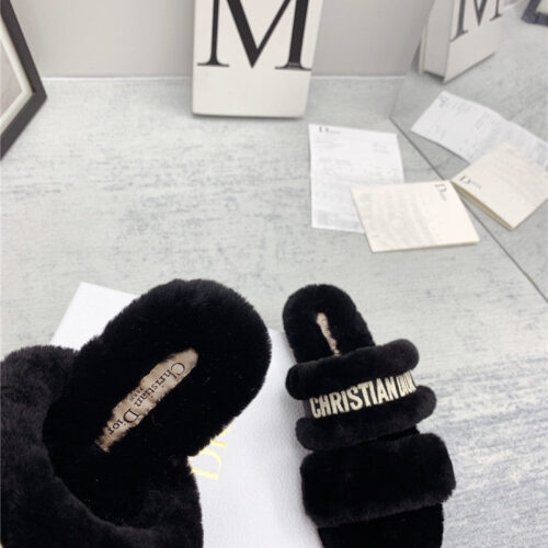 High Quality Luxury Dior Logo Wool Slippers – Style 32294 product detail