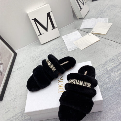 High Quality Luxury Dior Logo Wool Slippers – Style 32294 product detail
