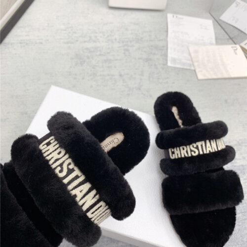 High Quality Luxury Dior Logo Wool Slippers – Style 32294 product detail