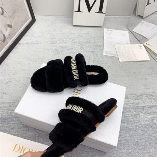 High Quality Luxury Dior Logo Wool Slippers – Style 32294 product detail