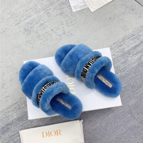High Quality Luxury Dior Logo Wool Slippers – Style 22662 product detail