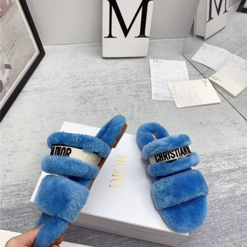 High Quality Luxury Dior Logo Wool Slippers – Style 22662 product detail