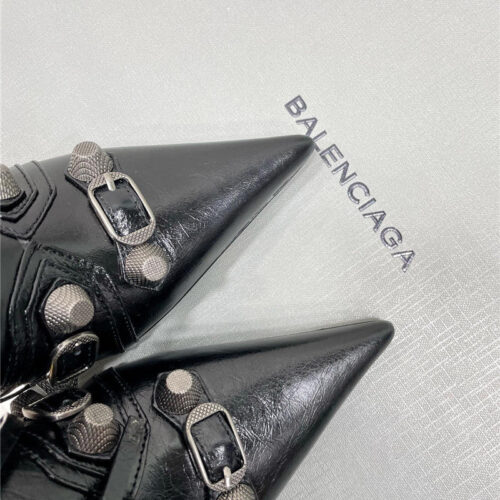 High Quality Luxury Balenciaga Pointed Toe Long Boots product detail