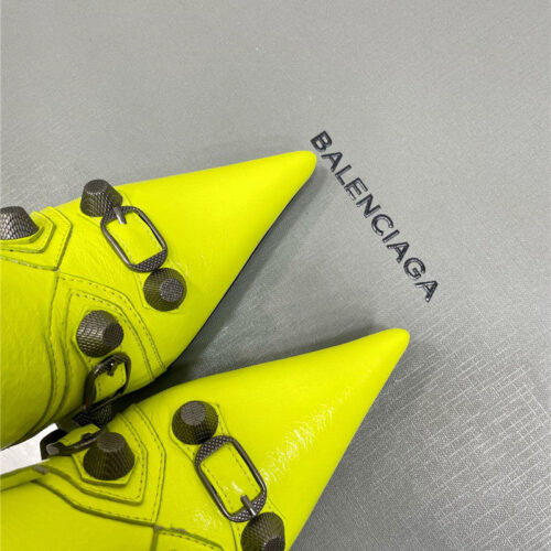 High Quality Luxury Balenciaga Pointed Toe Long Boots – Style 26339 product detail