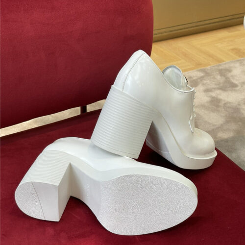 High Quality Luxury Prada Classic Logo Loafers product detail
