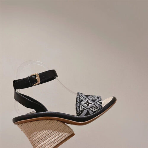 High Quality Luxury Louis Vuitton Straw Wedge Sandals – Style 30275 product detail