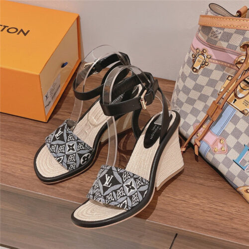 High Quality Luxury Louis Vuitton Straw Wedge Sandals – Style 30275 product detail