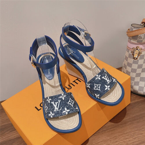 High Quality Luxury Louis Vuitton Straw Wedge Sandals – Style 21251 alternate view