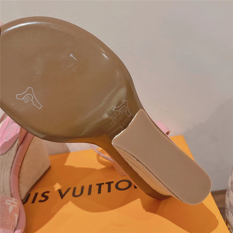 High Quality Luxury Louis Vuitton Straw Wedge Sandals product detail