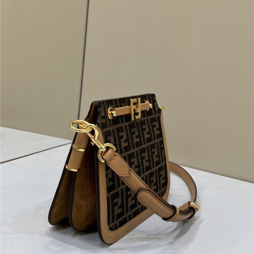 High Quality Luxury Fendi Baguette Pouch Bag – Style 32333 product detail