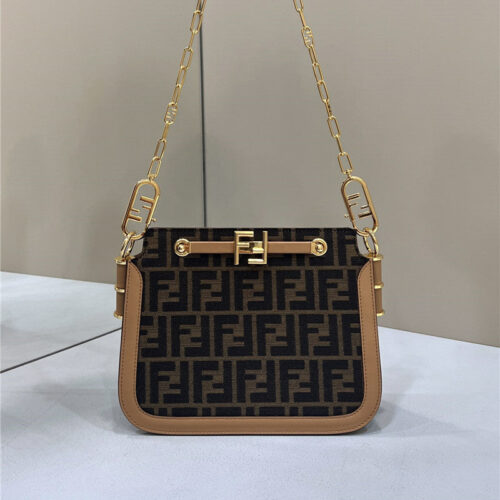 High Quality Luxury Fendi Baguette Pouch Bag – Style 32333 alternate view