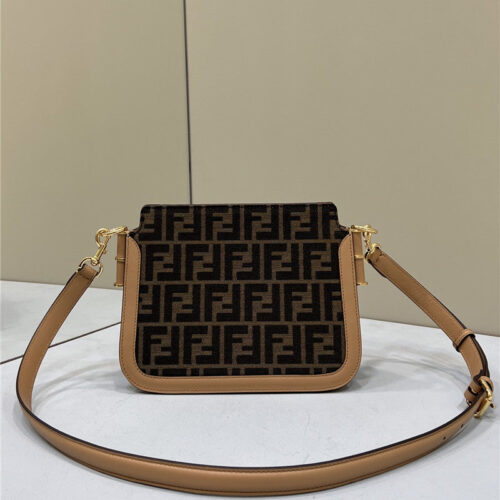 High Quality Luxury Fendi Baguette Pouch Bag – Style 32333 product detail