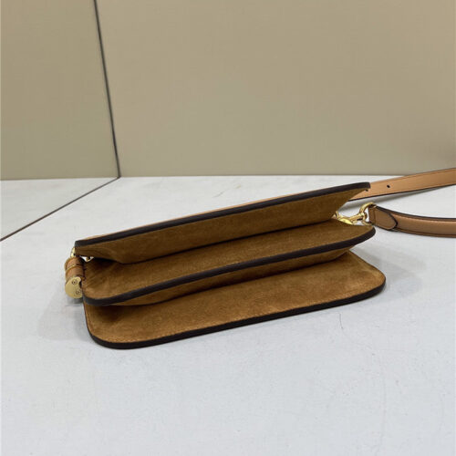 High Quality Luxury Fendi Baguette Pouch Bag – Style 32333 product detail