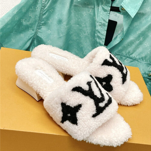 High Quality Luxury Louis Vuitton Chunky Heel Wool Slippers – Style 86947