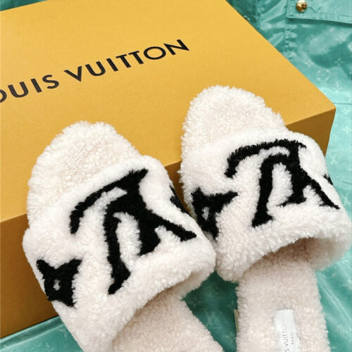 High Quality Luxury Louis Vuitton Chunky Heel Wool Slippers – Style 86947 product detail