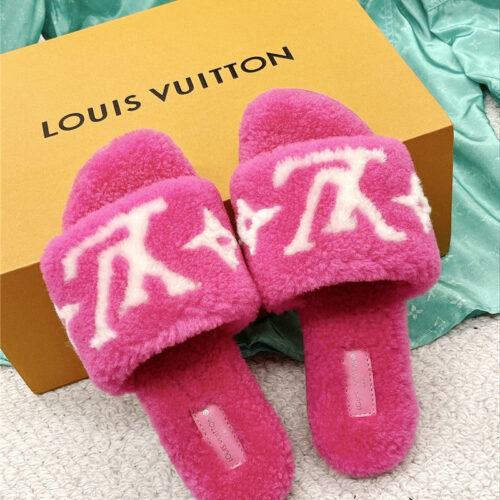 High Quality Luxury Louis Vuitton Flat Wool Slippers – Style 96995 product detail